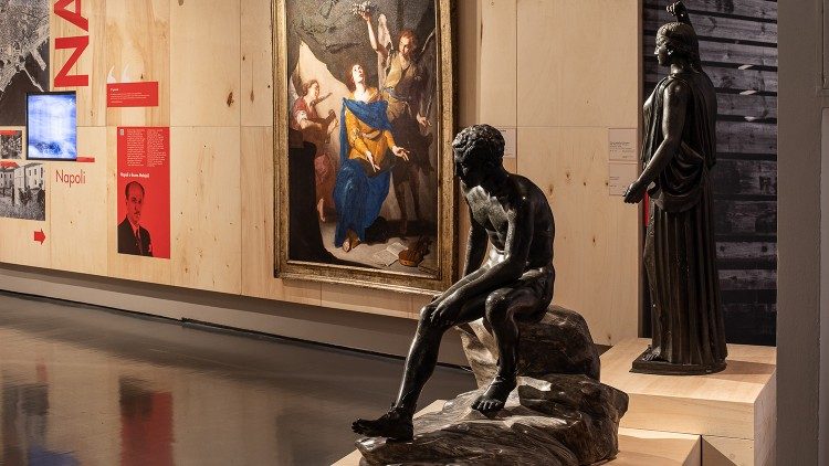 Bernardo Cavallino, Estasi di Santa Cecilia, 1645, olio su tela,  Napoli, Museo e Real Bosco di Capodimonte.  In primo piano: Hermes a riposo, ante 79 d.C. e statua di peplophores/Danzatrice, dalla Villa dei Papiri di Ercolano, 50 a.C. ca, Napoli, Museo Archeologico Nazionale