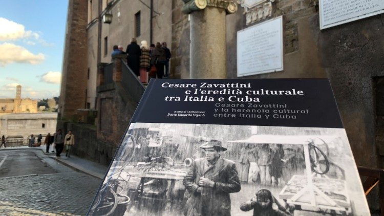 La copertina del volume dedicato a Cesare Zavattini