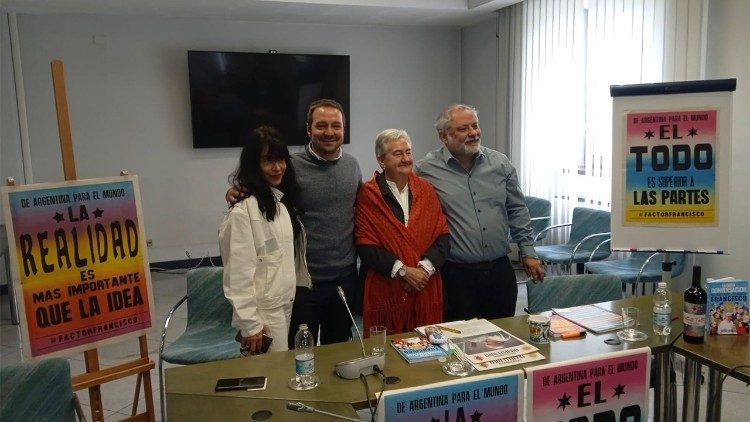 Emilce Cuda, secretaria de la CAL, organizó el encuentro.