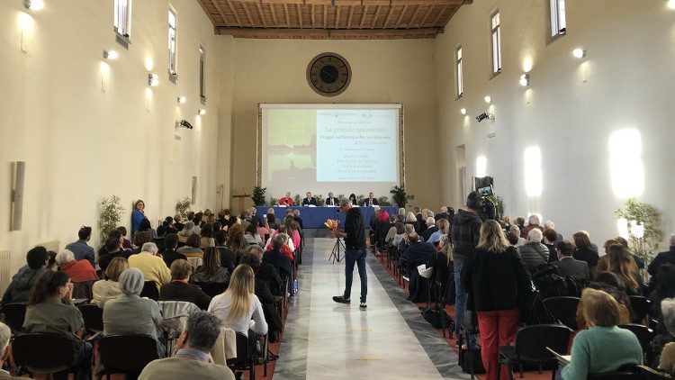 La sala Benedetto XIII che ha ospitato la presentazione