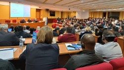 Congresso-teologia-Sinodo--GregorianaAEM.jpg