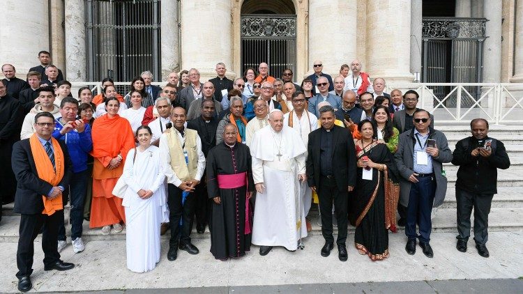 Die Dialoggruppe an diesem Mittwoch bei der Generalaudienz mit Papst Franziskus