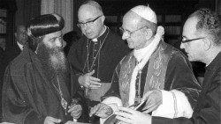 1973-Pope-Paul-VI-and-Shenouda-III-3aem.jpg