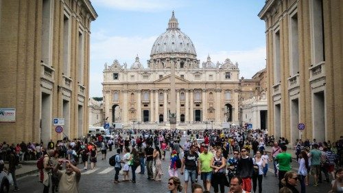 Fisichella: nel turismo si punti ad investimenti sostenibili e alla cura della casa comune