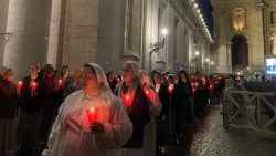 Rosario-piazza-san-pietro-1.jpg