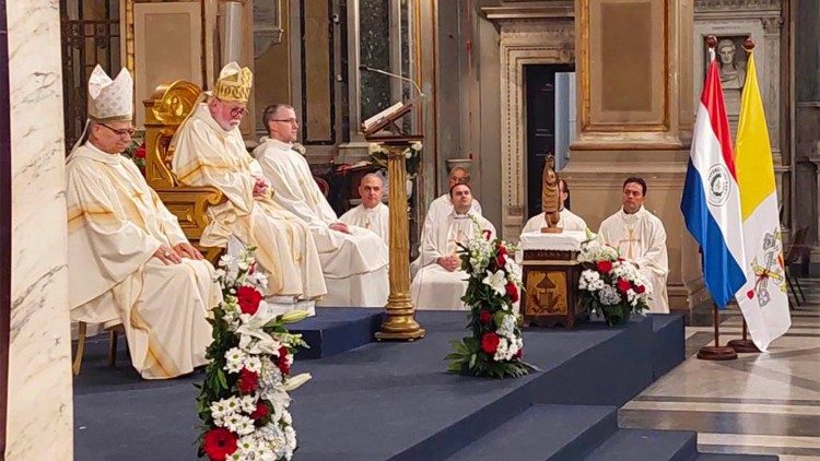 Celebración Eucarística en la Iglesia “San Lorenzo in Damaso”.