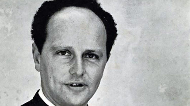 Don Lorenzo Milani (foto dell'Archivio della Fondazione don Lorenzo Milani)