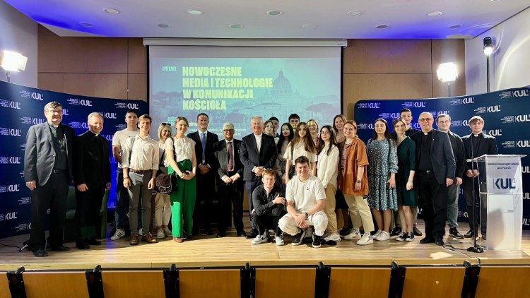 Lublin recebe o Dicastrio para a Comunica??o