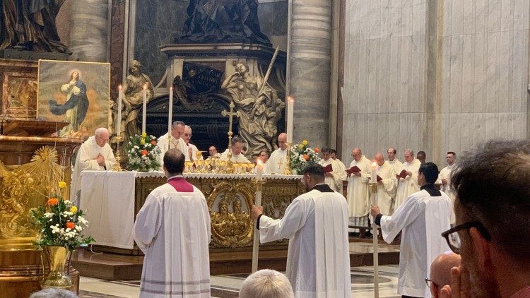 Un momento della Consacrazione Eucaristica