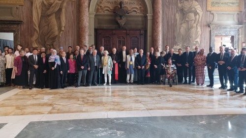 #NotAlone, Parolin: El mundo necesita esperanza y fraternidad