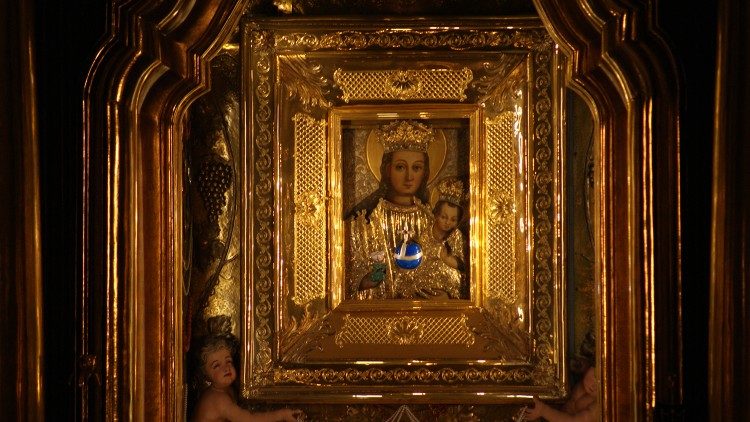 Nossa Senhora de Tuchw, Pol?nia