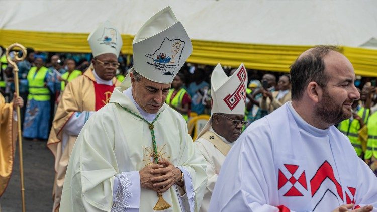Ushuhuda wa imani katika matendo adili na manyoofu