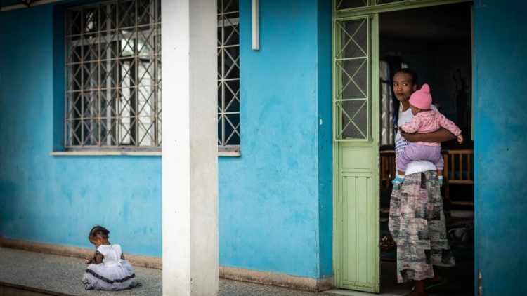 Addis Abeba. Nigat Center delle Missionarie della Carità, che accoglie 38 ragazze madri con i loro bambini. Foto Giovanni Culmone / Gsf