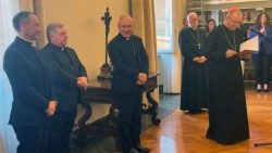 Lannuncio-della-nomina-di-monsignor-Rueda-in-Segreteria-di-StatoAEM.jpg