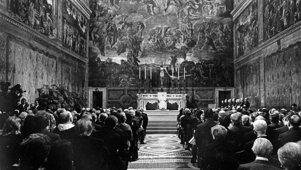 Paolo VI incontra il mondo dellarte in Cappella Sistina, 23 giugno 1973 Foto ? Vatican Media