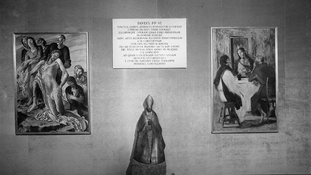 La Sala delle Sibille dellAppartamento Borgia con lallestimento del 1973: al centro la scultura Paolo VI di Lello Scorzelli Foto ? Governatorato SCV