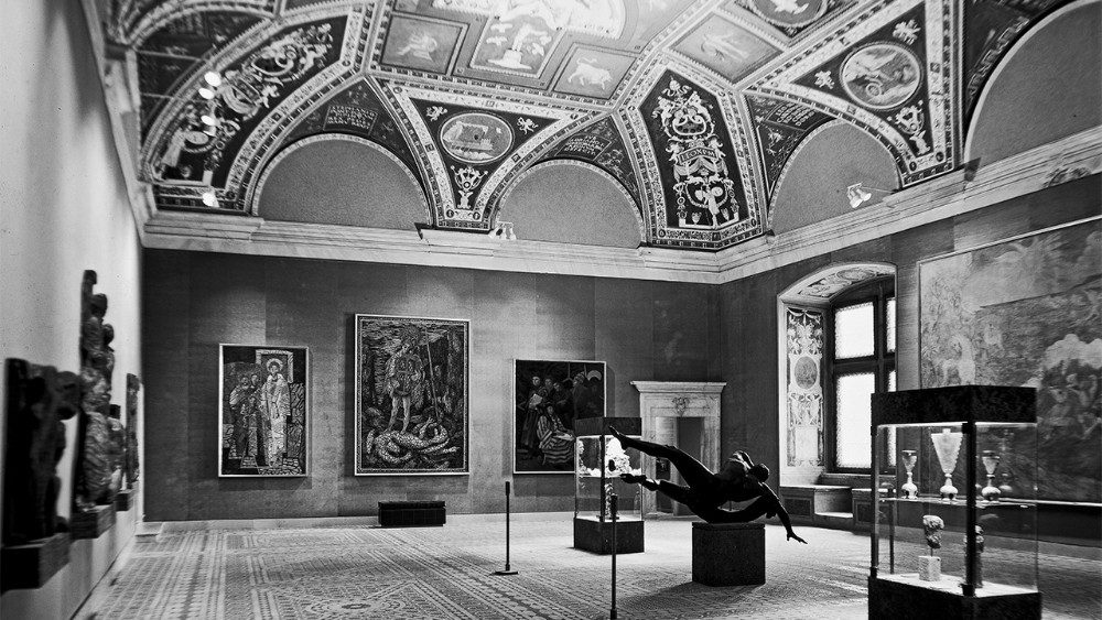 La Sala dei Pontefici con lallestimento del 1973: alle pareti opere di Corrado Cagli, Aligi Sassu, Emilio Greco Foto ? Governatorato SCV
