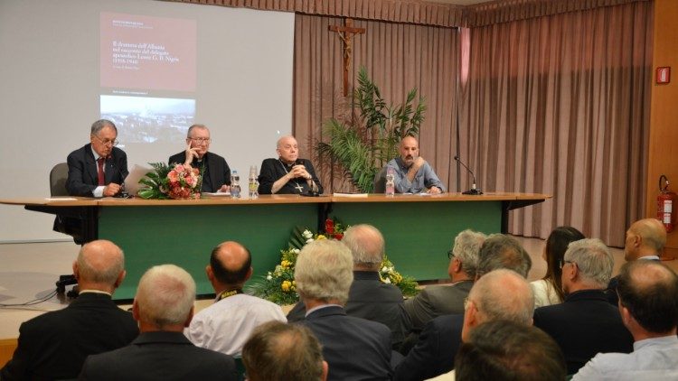 Udine: il tavolo dei relatori alla presentazione del volume “Il dramma dell’Albania nel racconto del delegato apostolico Leone G.B. Nigris (1938-1944)”. Foto arcidiocesi di Udine