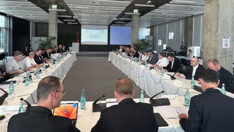  Incontro dei segretari delle conferenze europee a Tirana