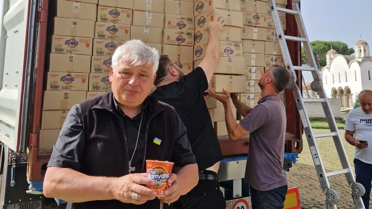 Pomoc, która trafiła z Watykanu do Chersonia 