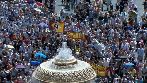 Francesco: vicinanza e preghiere per la famiglia di Emanuela Orlandi 