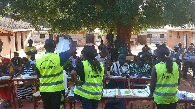 Guin-Bissau - Contagem dos votos das elei??es legislativas de domingo 4-6-23
