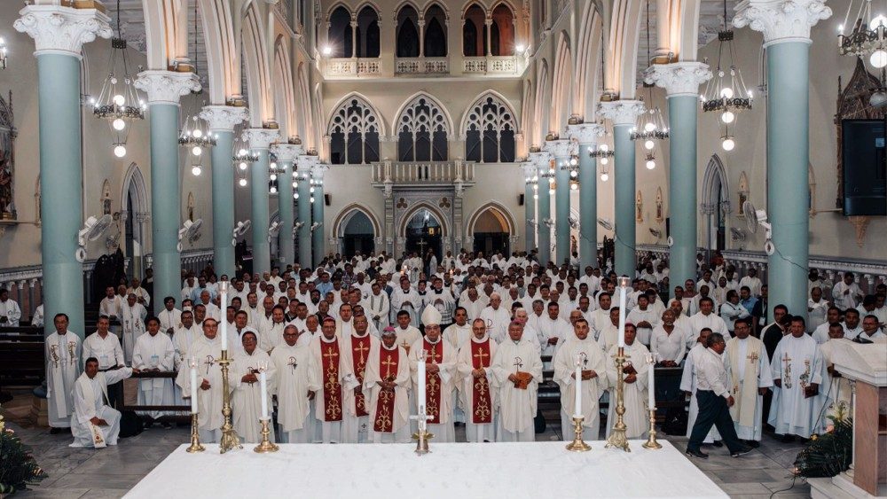 "Sacerdotes felices, en el espritu de las Bienaventuranzas" - VIII Encuentro Nacional de Sacerdotes en Ecuador. (Foto de la Arquidicesis de Quito)