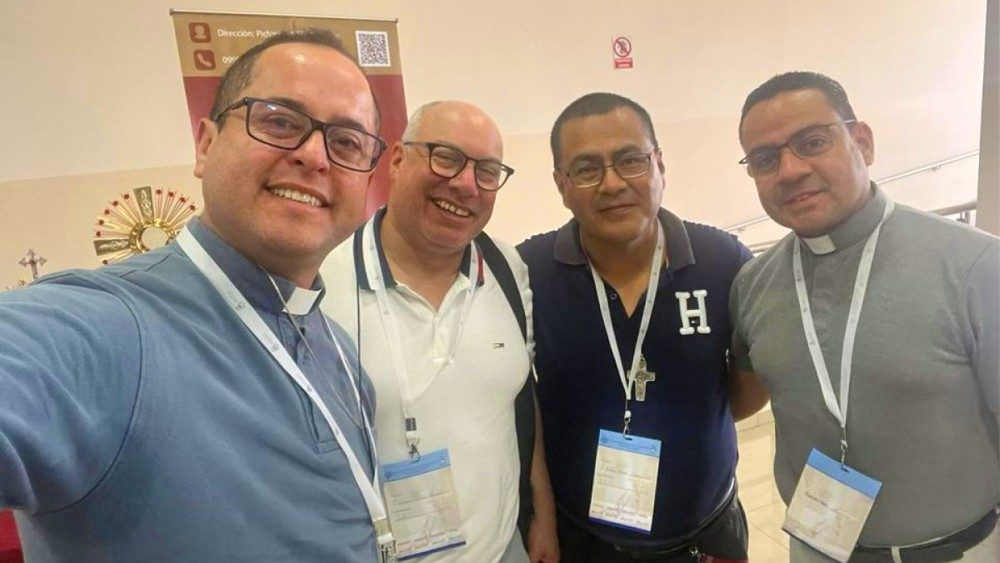 "Sacerdotes felices, en el espritu de las Bienaventuranzas" - VIII Encuentro Nacional de Sacerdotes en Ecuador. (Foto de la Arquidicesis de Quito)