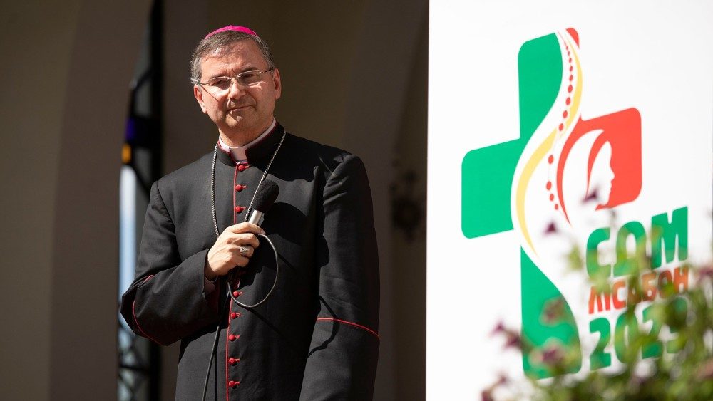 Il futuro cardinale Amrico Aguiar in Ucraina
