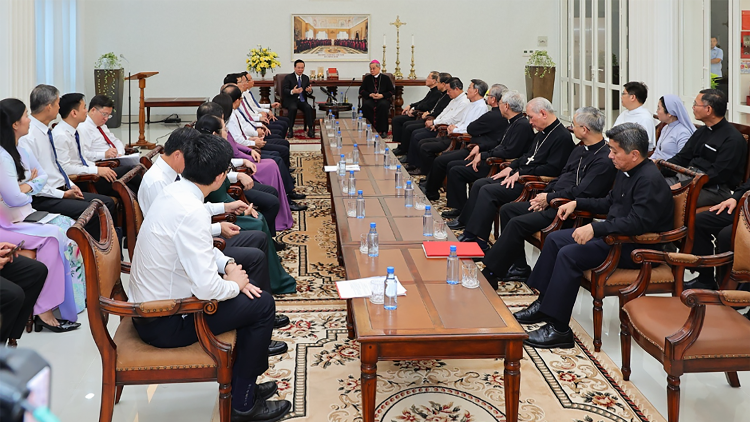 L'incontro con i vescovi
