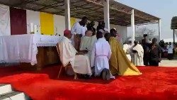 Ordinazione-Episcopale-in-Angola-01.jpg