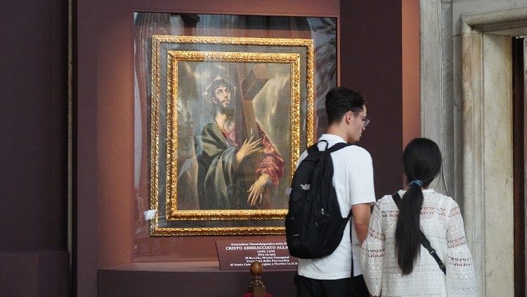 Primi visitatori della mostra