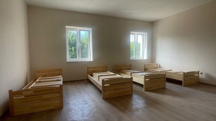 Una delle stanze della Casa di accoglienza