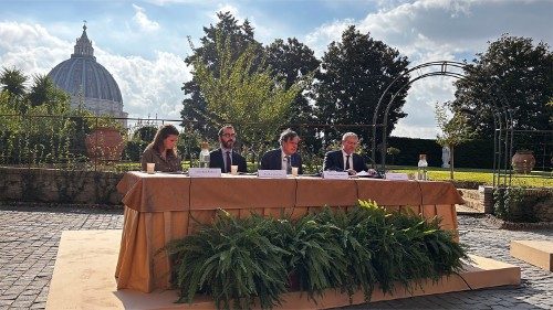 Laudate Deum, la voce di scienziati e attivisti si unisce al grido del Papa 