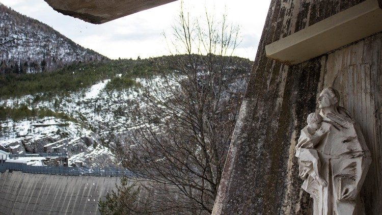 La diga del Vajont e il monte Toc, oggi