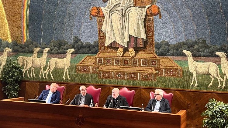 Un momento del convegno nell'Aula Magna della PUL