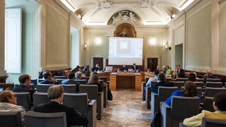 "Seminario sobre el Agua en la Universidad de la Santa Cruz"