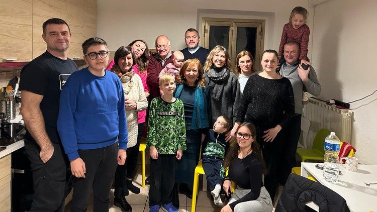 Le tre famiglie a cui l'Unit pastorale San Martino e San Marco di Pisa sta dando ospitalit