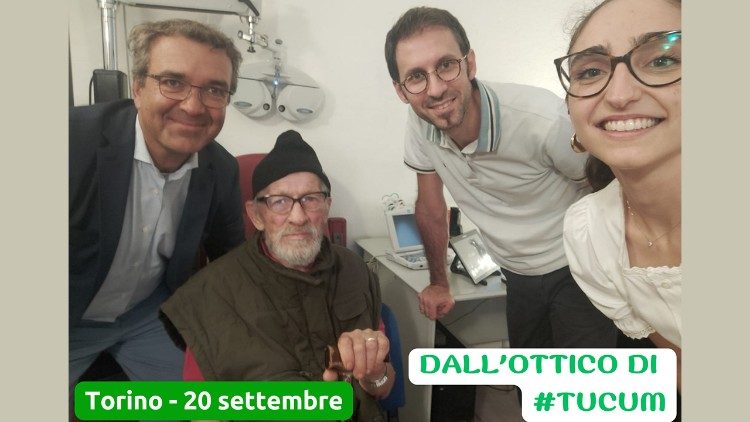 Grazie allottico di Tucum, Enzo, un senzatetto di Monopoli ha avuto i suoi occhiali nuovi