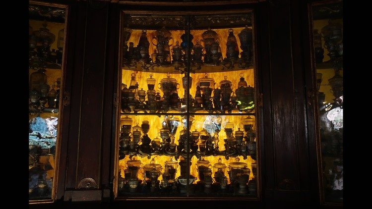 L'antica farmacia di Santa Maria della Scala - Foto di A. Poce