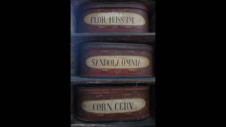 L'antica farmacia di Santa Maria della Scala - Foto di A. Poce