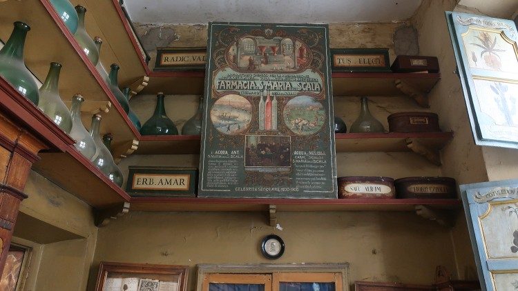 L'antica farmacia di Santa Maria della Scala - Foto di A. Poce