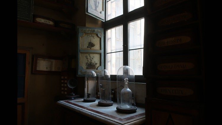 L'antica farmacia di Santa Maria della Scala - Foto di A. Poce