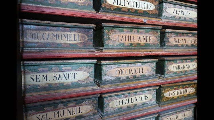 L'antica farmacia di Santa Maria della Scala - Foto di A. Poce