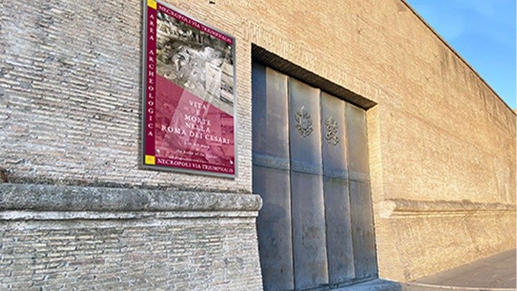 Porta di Santa Rosa, da dove si potr accedere per visitare la Necropoli della Via Triumphalis