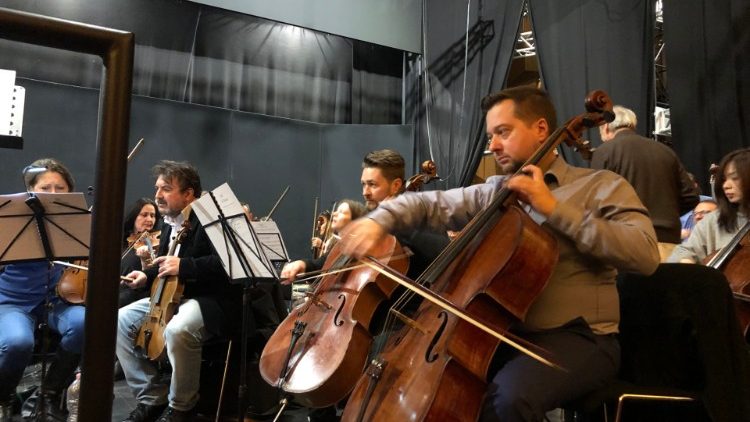 Il violoncellista Yuriy Pohoretskyi