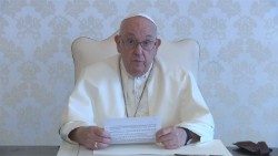 MESSAGGIO-PONTIFICIO-ITALIANO-.mov.00_00_09_10.Immagine001.jpg