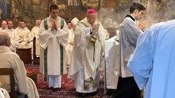 Mons.-Edgar-Parra-2.jpg