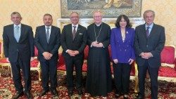 Cardinale-Parolin-udienza.jpg
